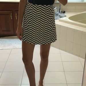 Patterned Zara skirt